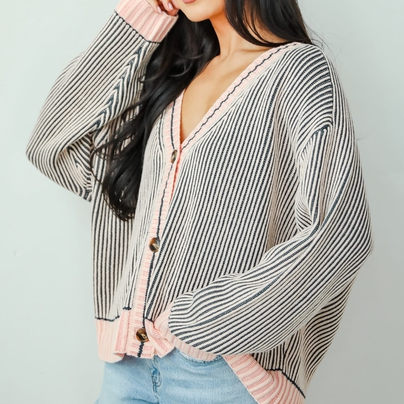 Chic Striped Cardigan in Pink and Black - Picture 6 of 11